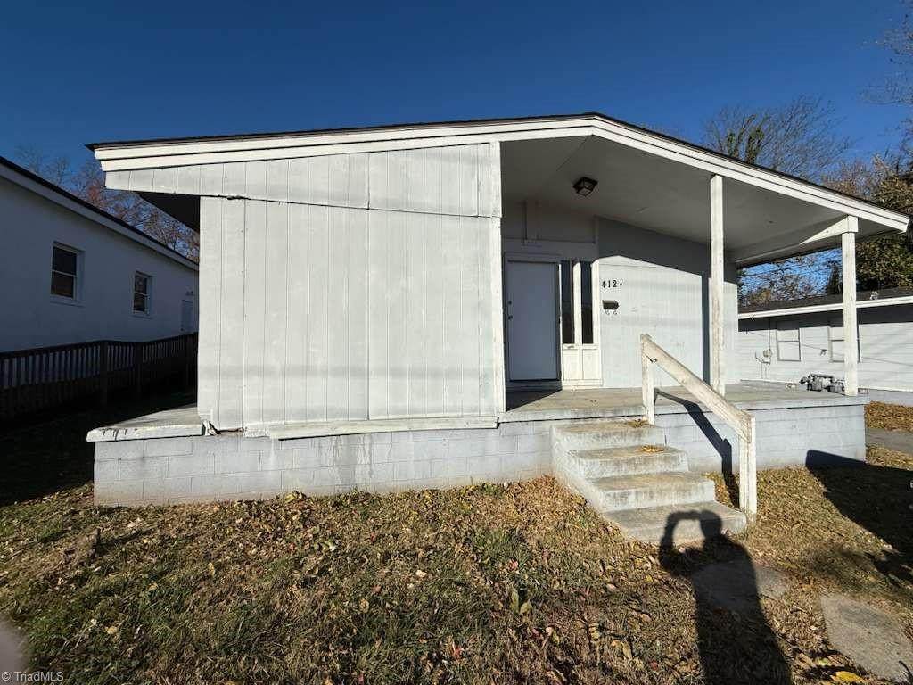 412 Meredith Street - Photo 1