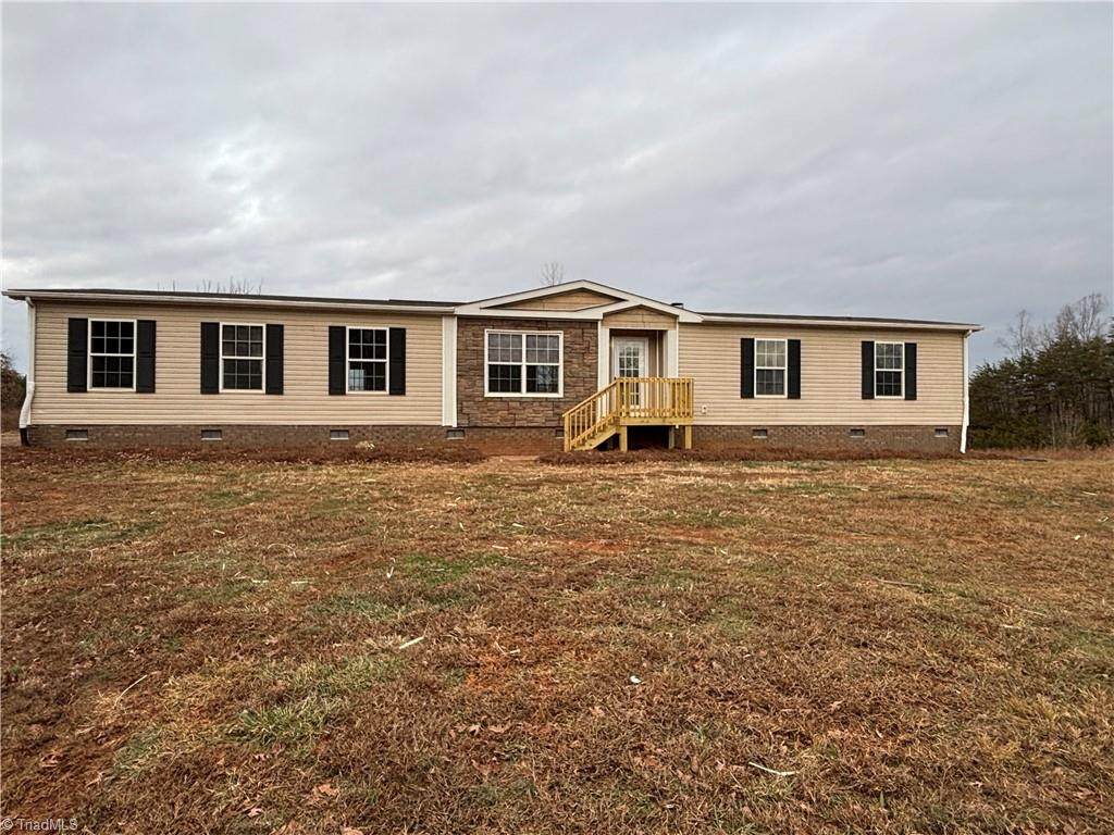 522 Stephens Road - Photo 1