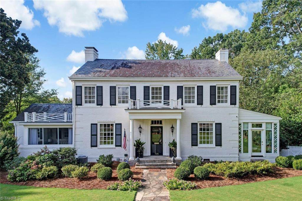 705 Woodland Drive - Photo 1