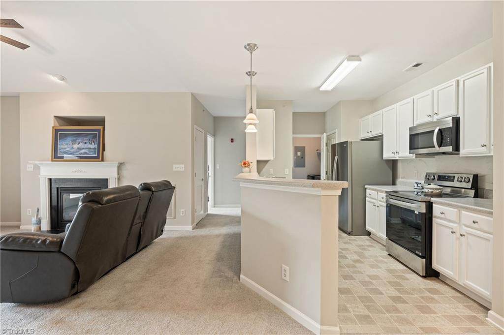 319 College Road - Photo 1