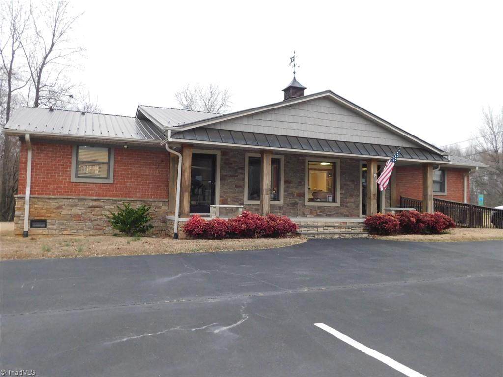 4217 Meadowbrook View Road - Photo 1