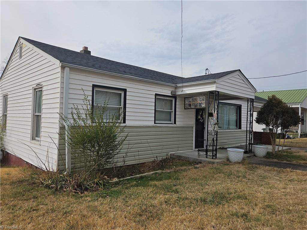 307 Washburn Street - Photo 1