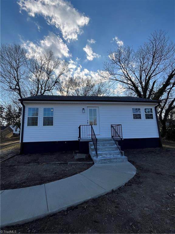 609 Phillips Street - Photo 1
