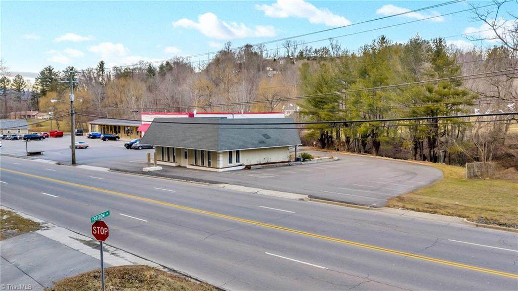 900 Us Highway 221 Bus - Photo 1