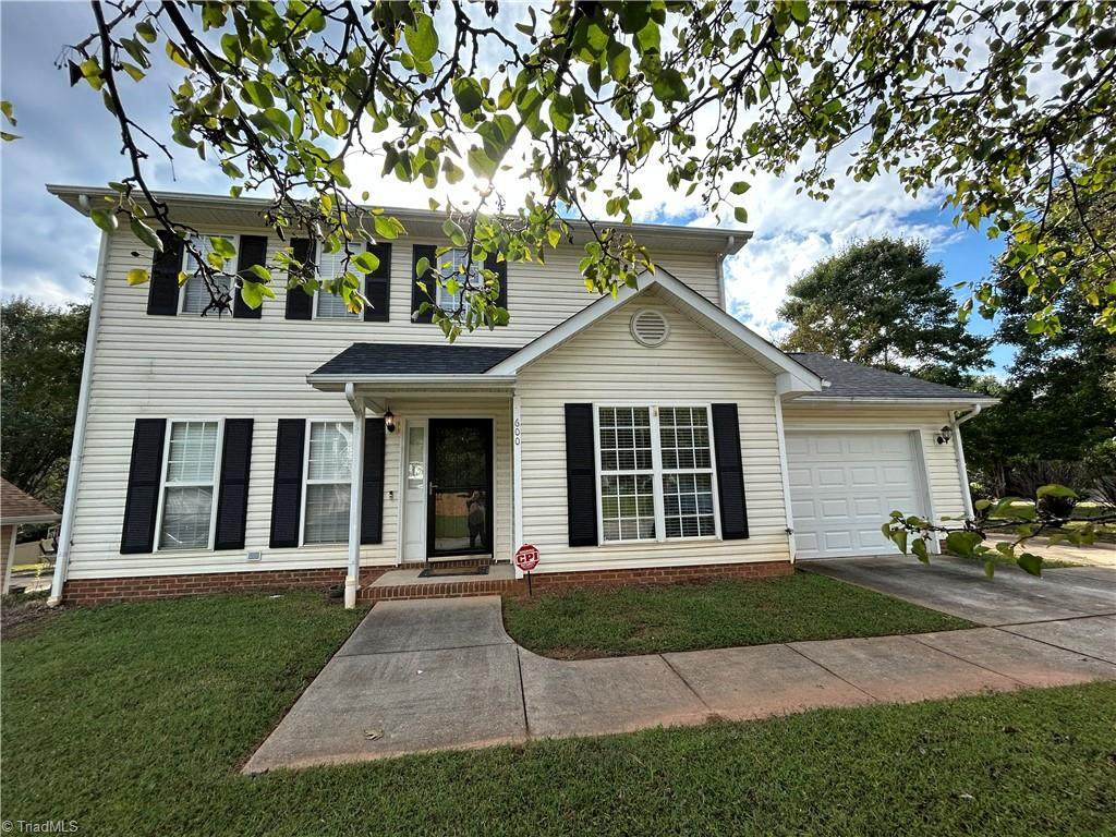 600 Summerwalk Road - Photo 1