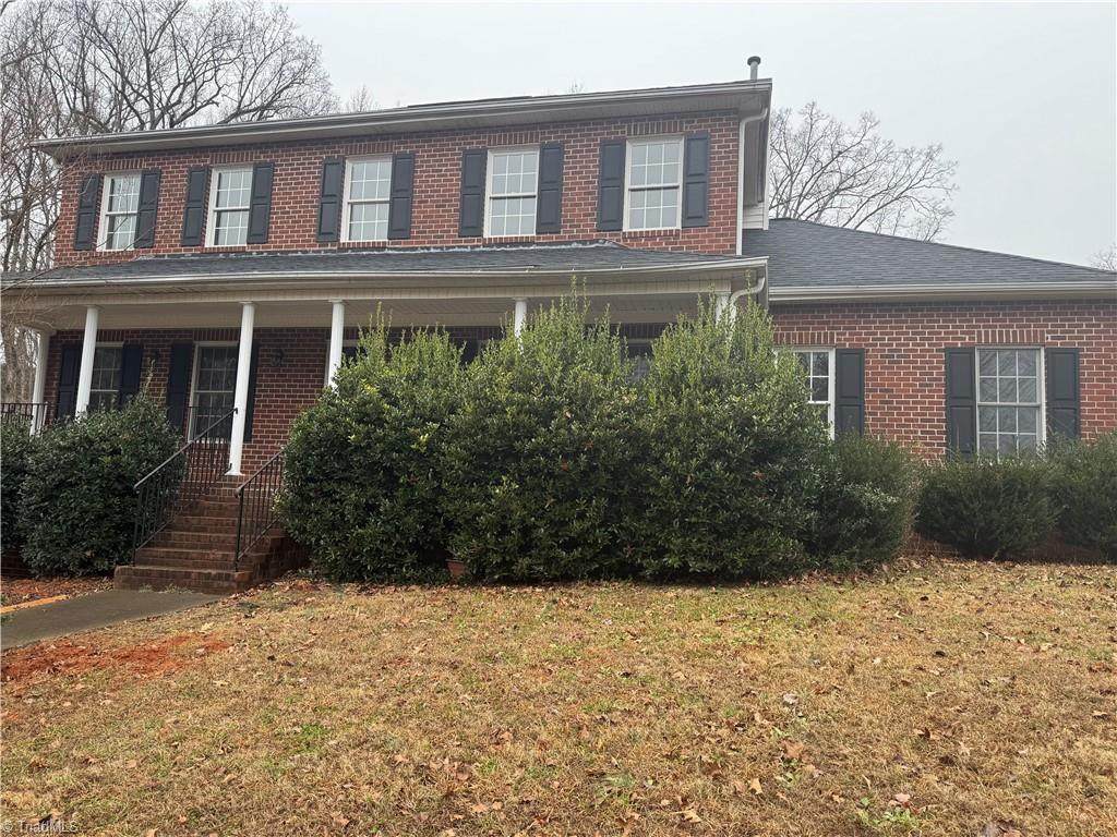 110 Chestnut Hill Court - Photo 1