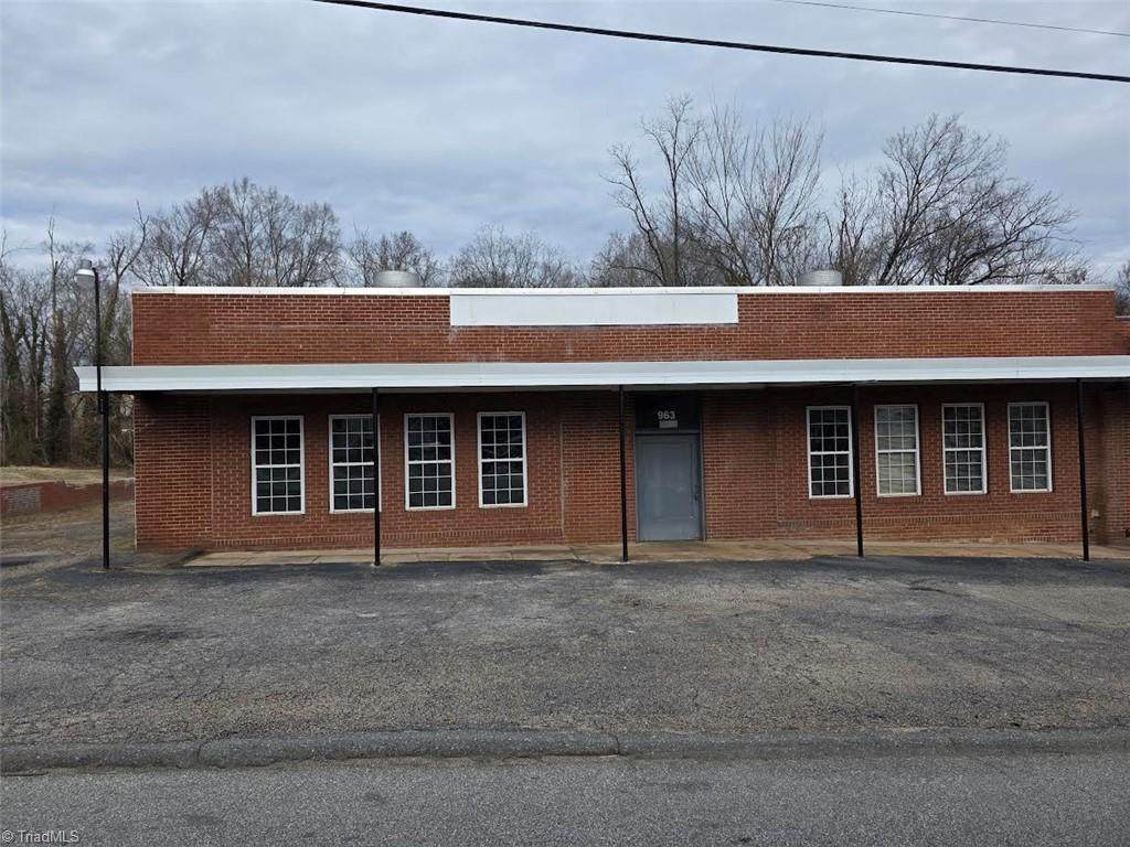 963 Washington Street - Photo 1