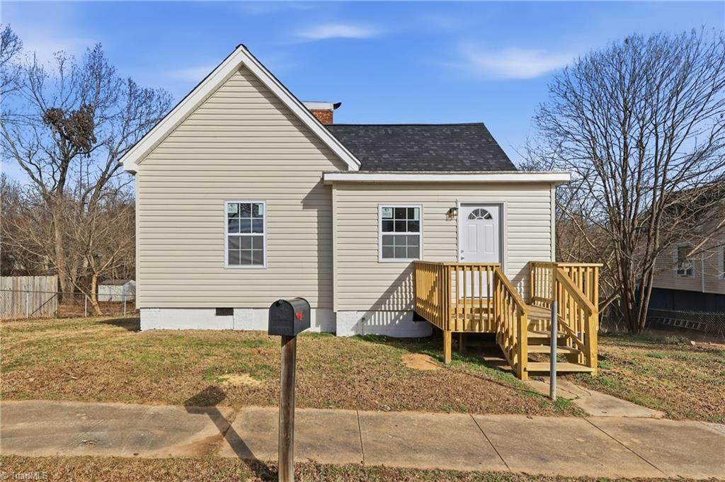 408 Seaman Street - Photo 1