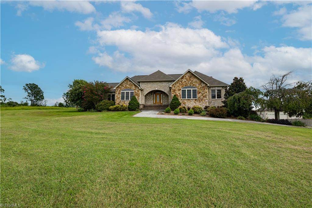 13177 Philpott Road - Photo 1
