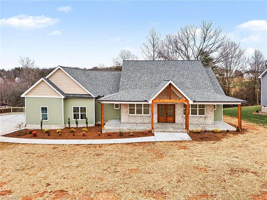 183 Providence Trail - Photo 1