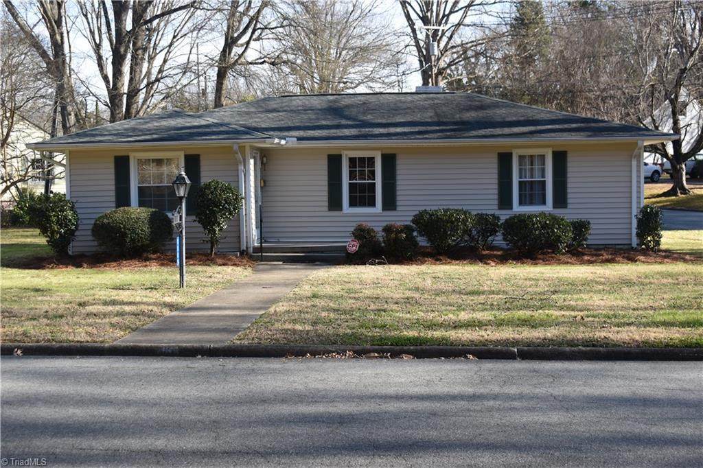 1115 Willowbrook Drive - Photo 1