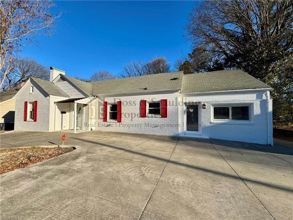 1802 Friendly Avenue - Photo 1