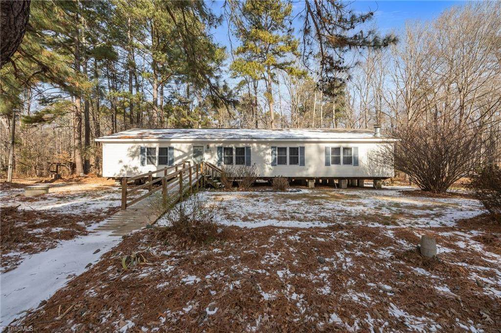 4617 Sams Road - Photo 1