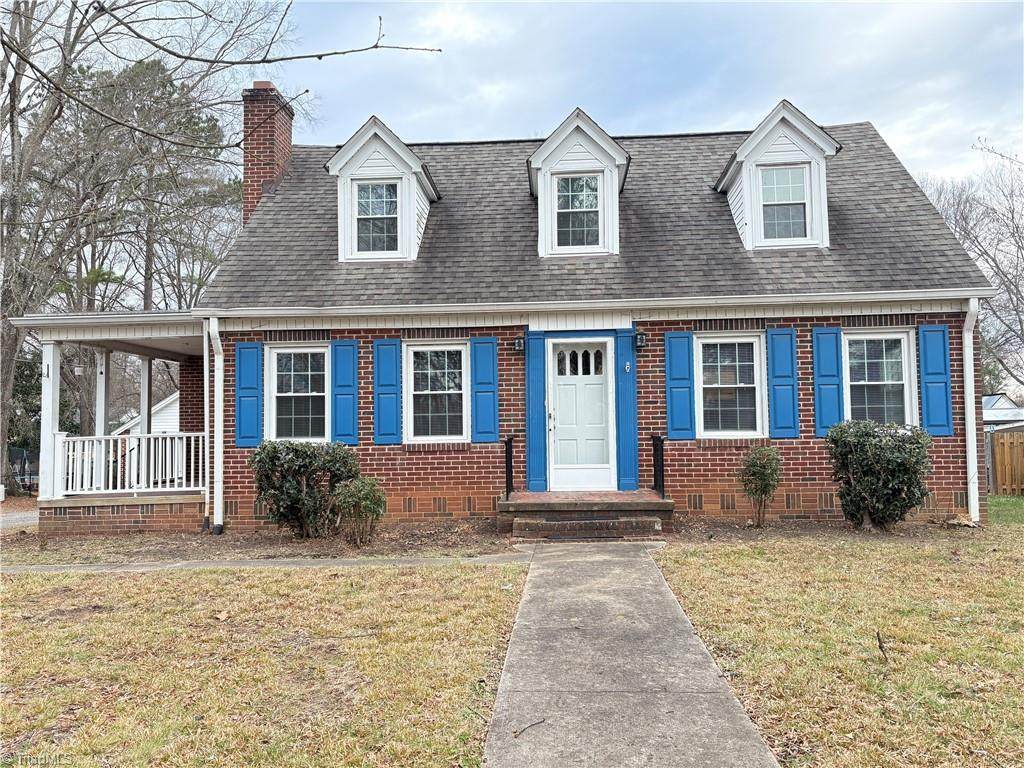 323 Hamilton Street - Photo 1