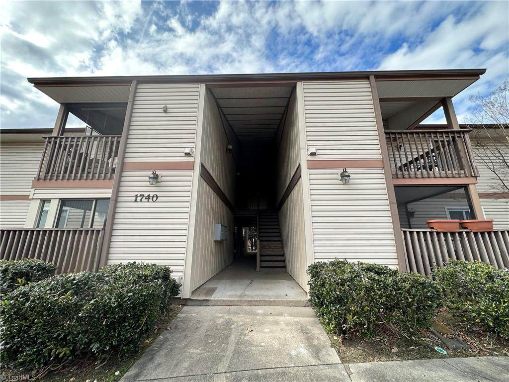 1740 Hamilton Street - Photo 1