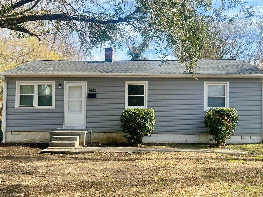 1583 Lovett Street - Photo 1