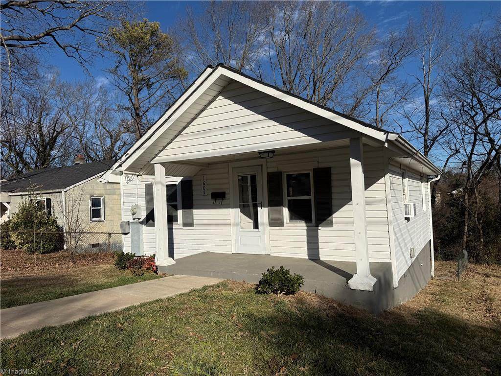 1605 Harrison Avenue - Photo 1