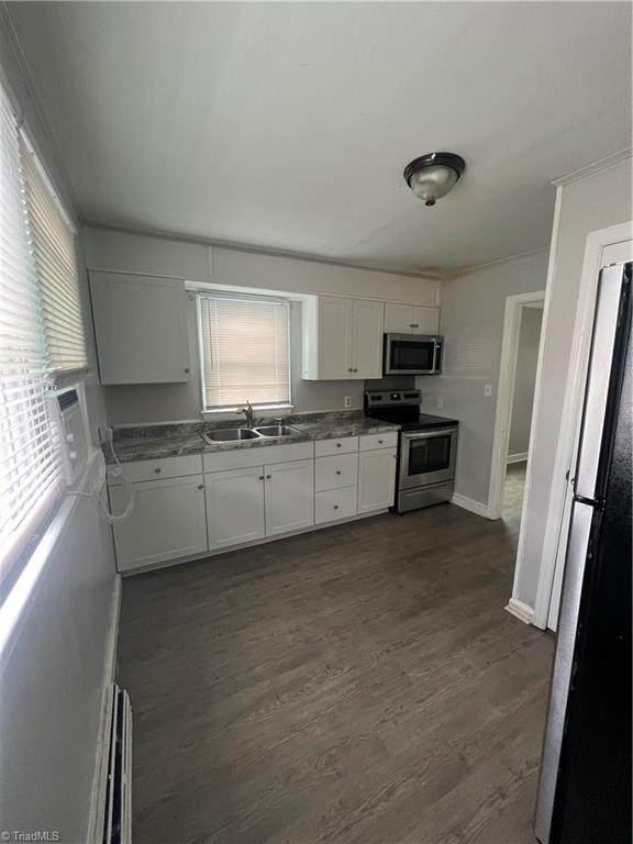 1002 English Street - Photo 1