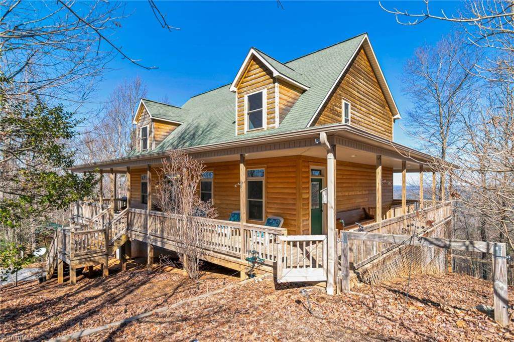 658 Green Point Lane - Photo 1