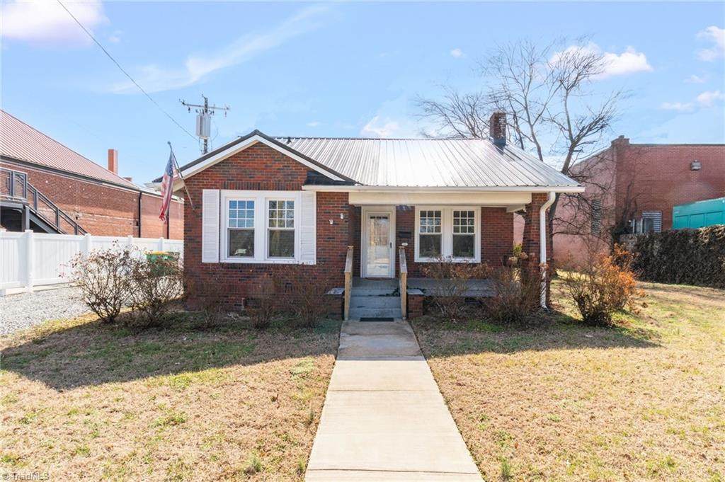 205 Hunter Street - Photo 1