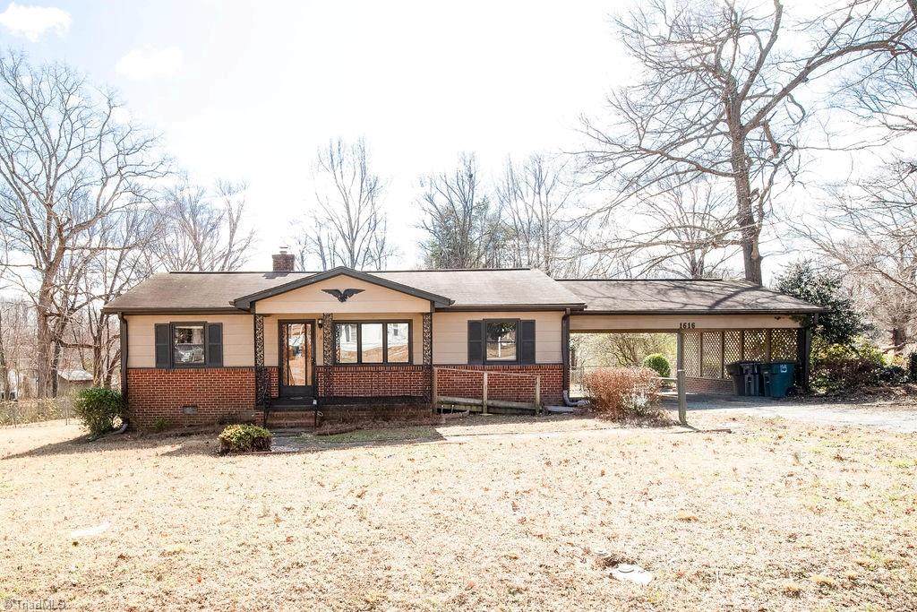 1616 Lucas Avenue - Photo 1
