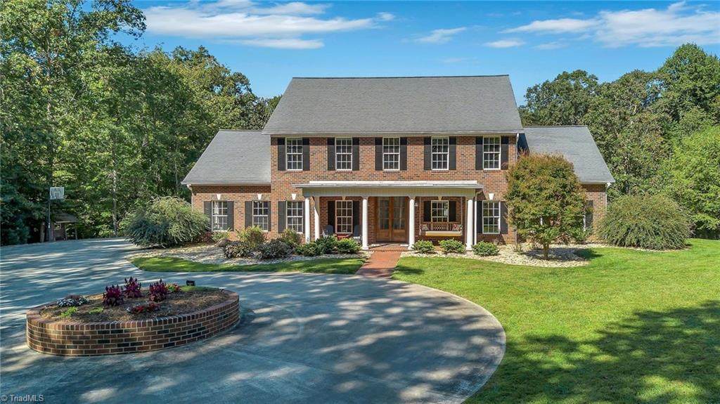 900 Brown Ridge Road - Photo 1