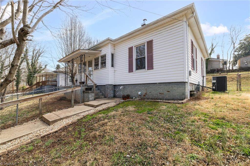 904 Branch Street - Photo 1