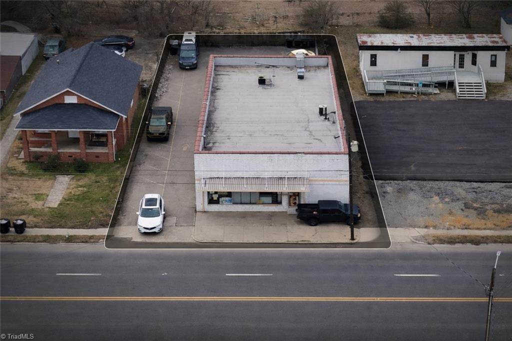 945 Webb Avenue - Photo 1