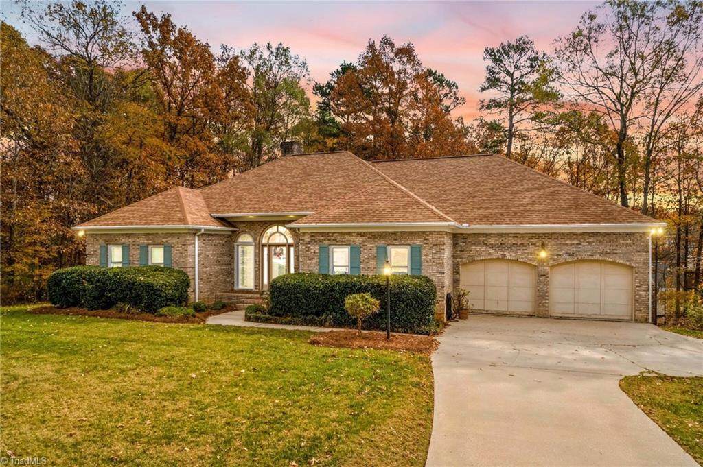 411 Wildwood Drive - Photo 1