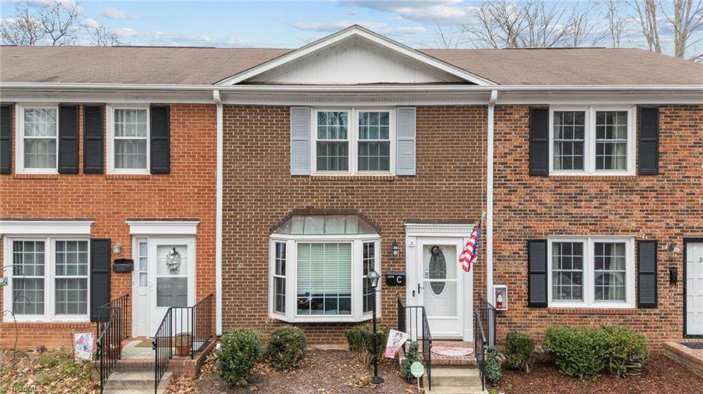 4618 Lawndale Drive - Photo 1