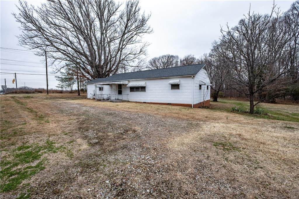 4315 Hicone Road - Photo 1