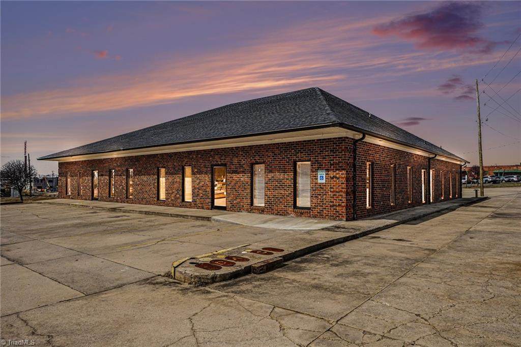 208 Salisbury Street - Photo 1