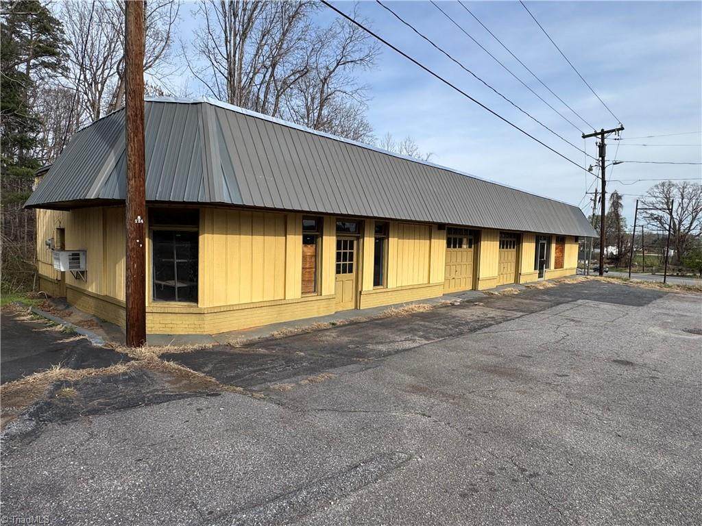 1644 Boone Trail - Photo 1