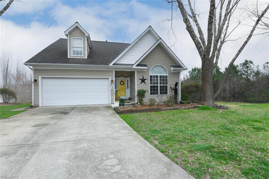 5602 David Christian Place - Photo 1