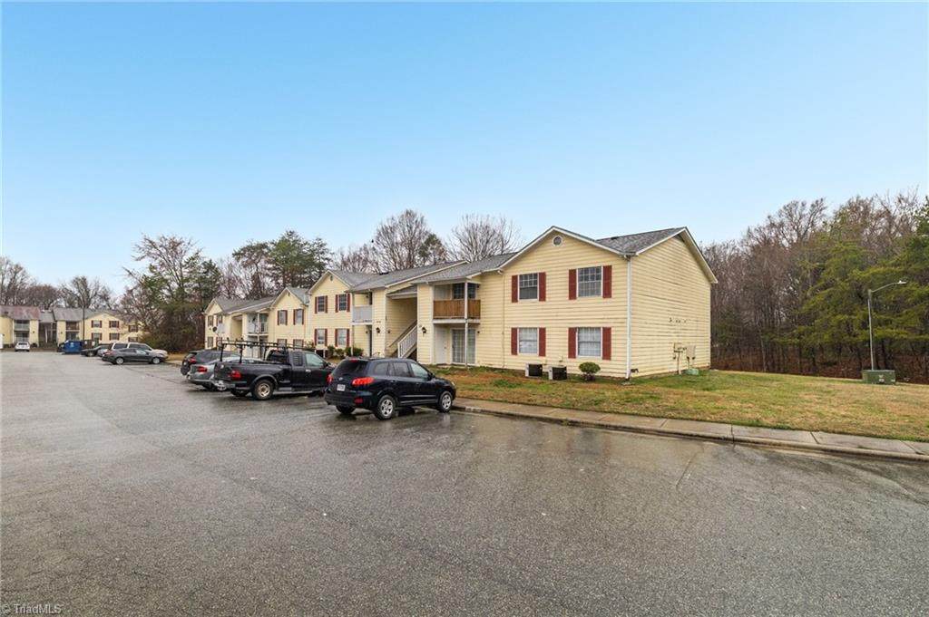 511 Mystic Drive - Photo 1