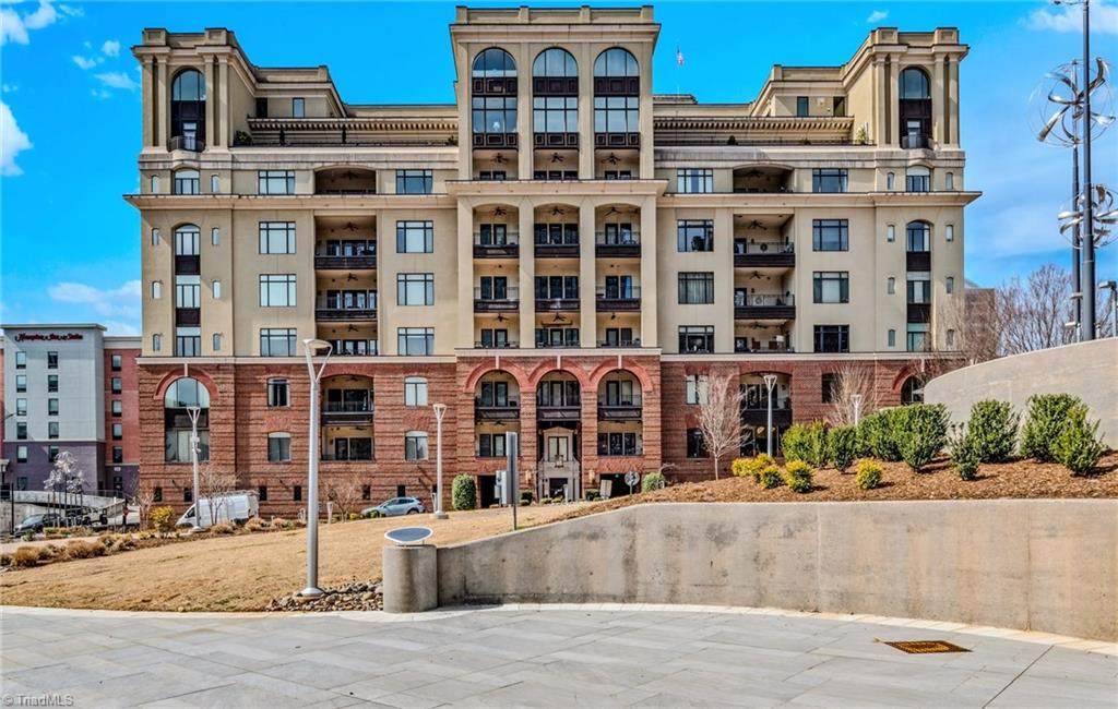 1 Park Vista Lane - Photo 1