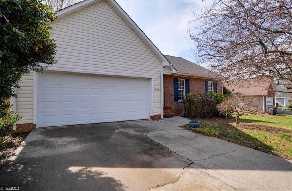 3940 Glenn Knoll Lane - Photo 1