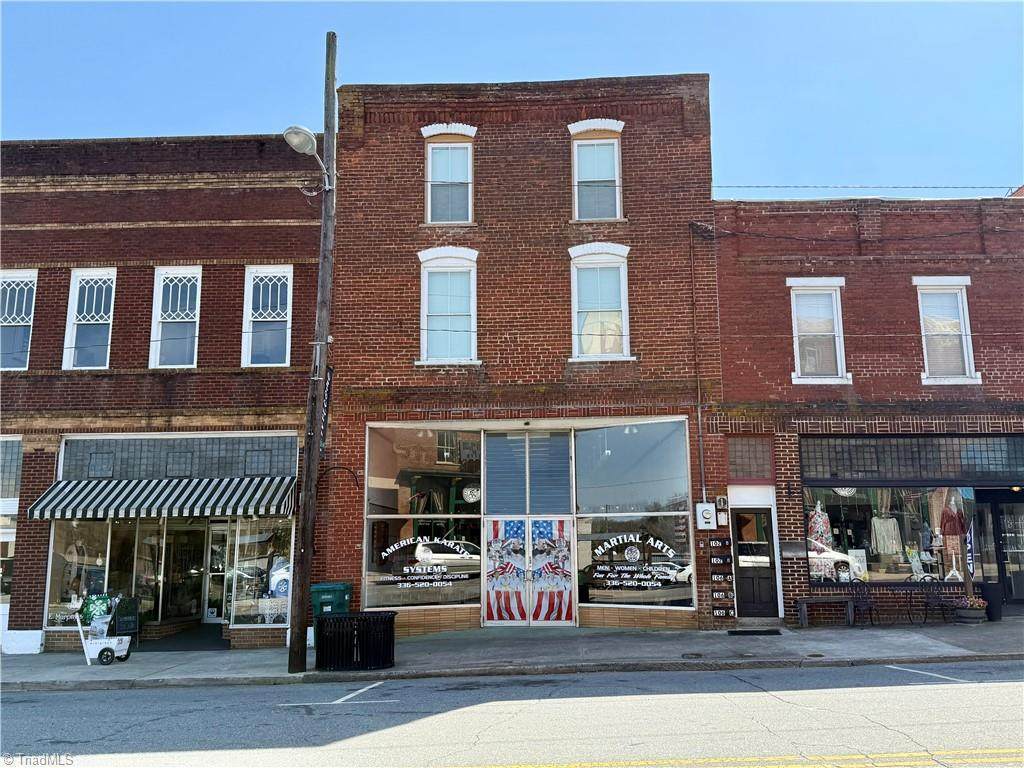106 Murphy Street - Photo 1