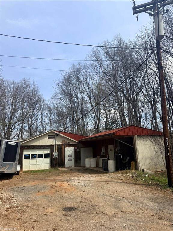 193 Seneca Place - Photo 1