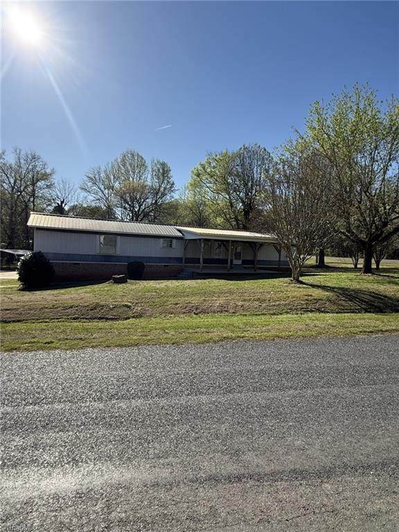 3085 Stonehenge Road - Photo 1
