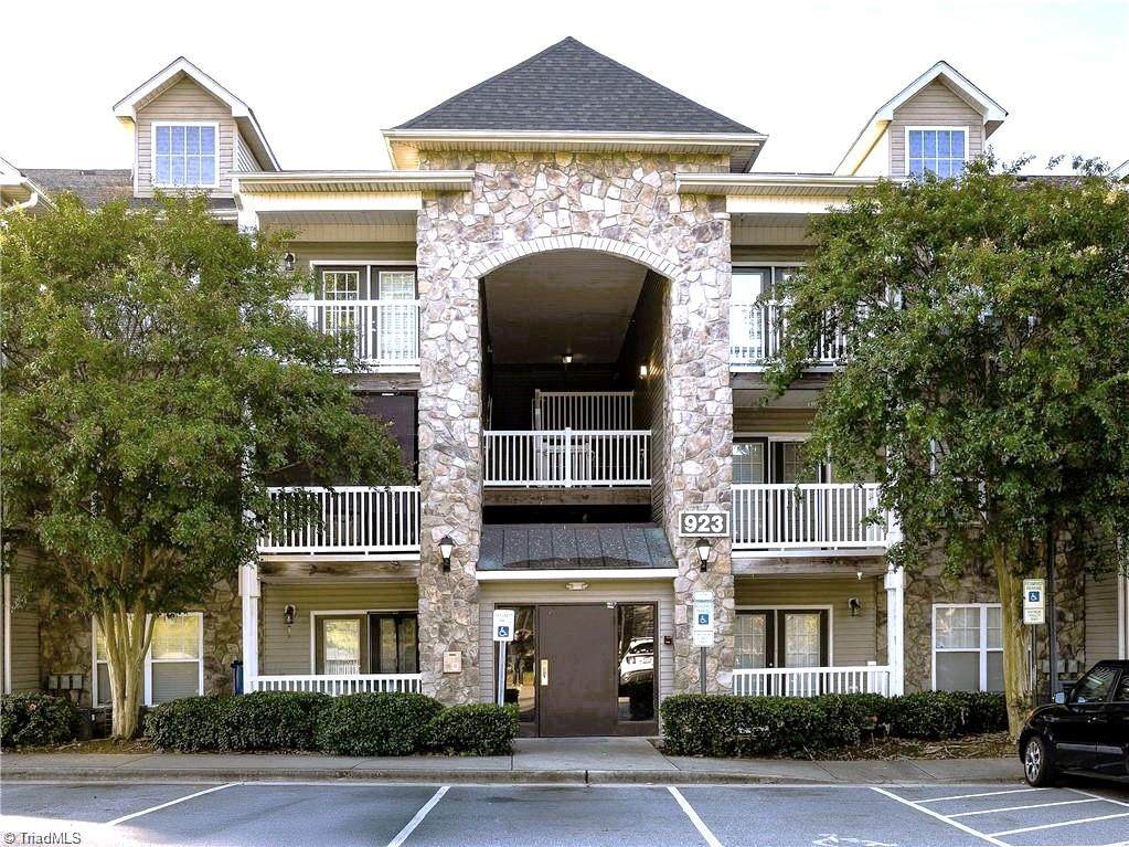 923 Windcastle Lane - Photo 1