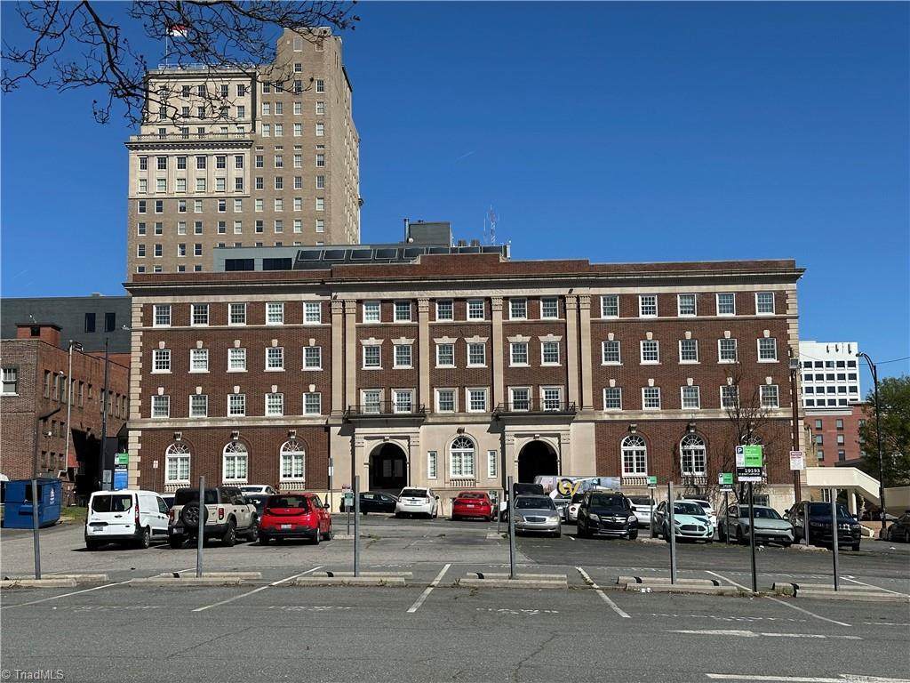315 Spruce Street - Photo 1