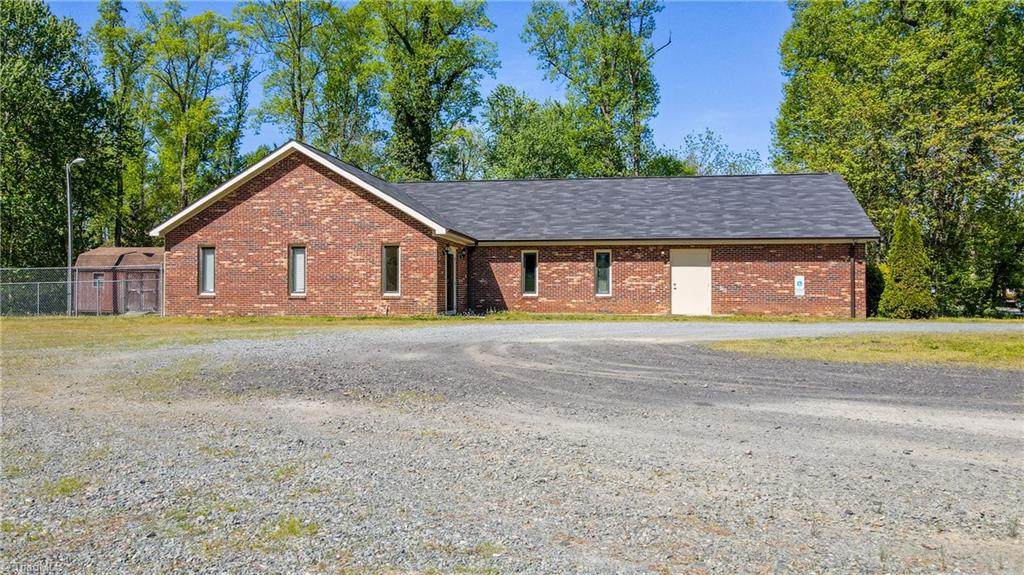 717 Harrison Street - Photo 1