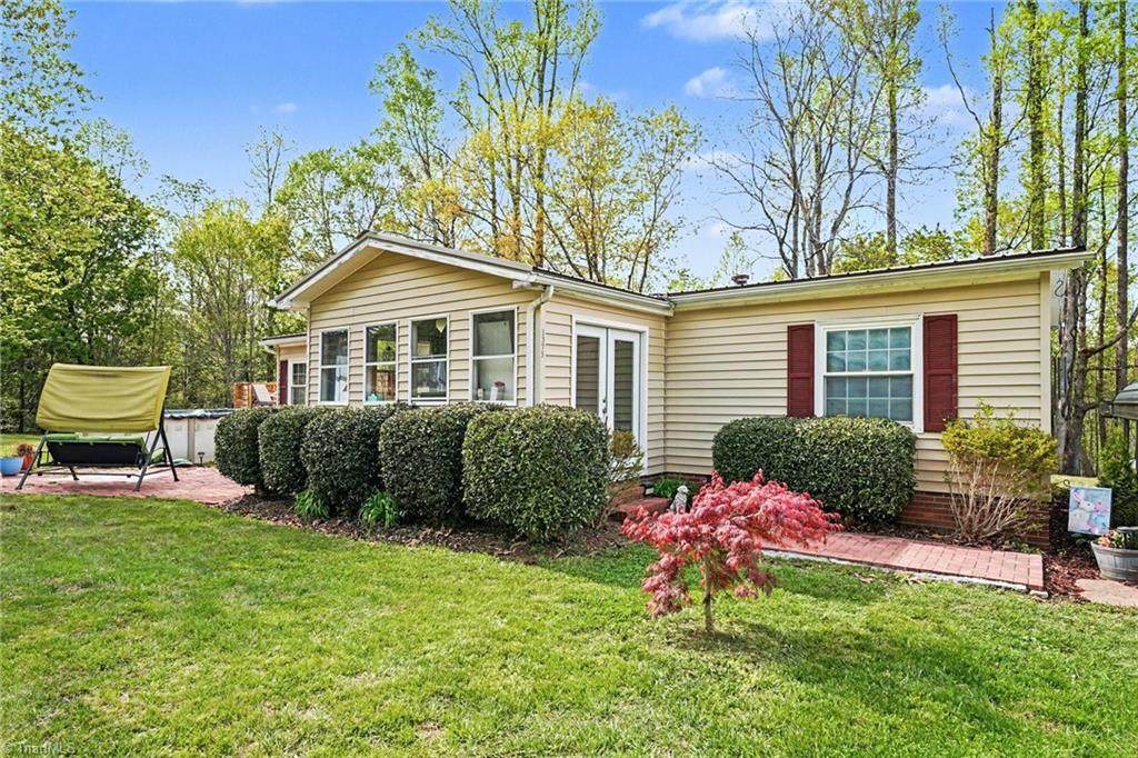 1375 Ward Road - Photo 1