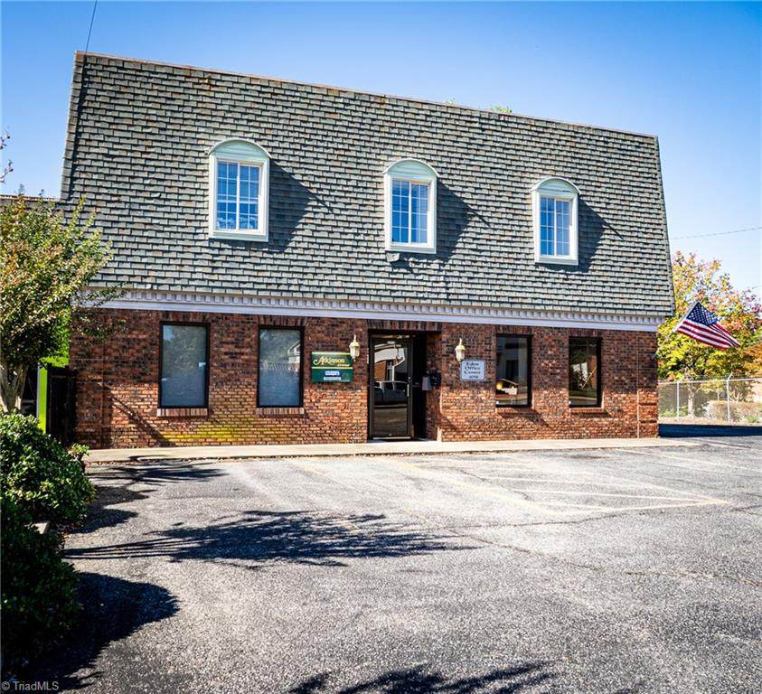 405 Bridge Street - Photo 1