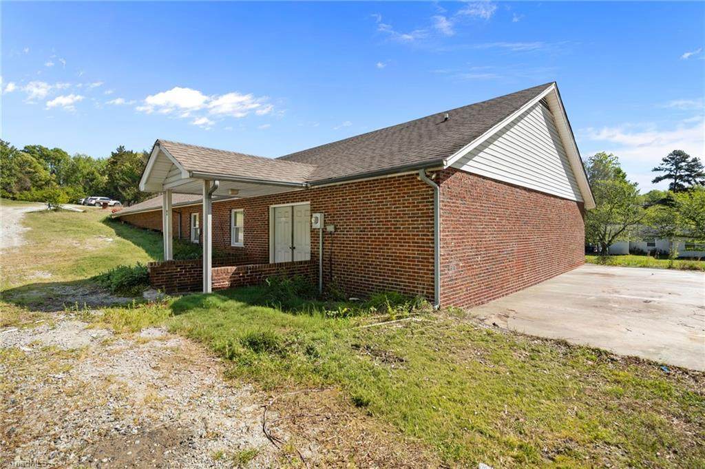 1014 Gaines Avenue - Photo 1