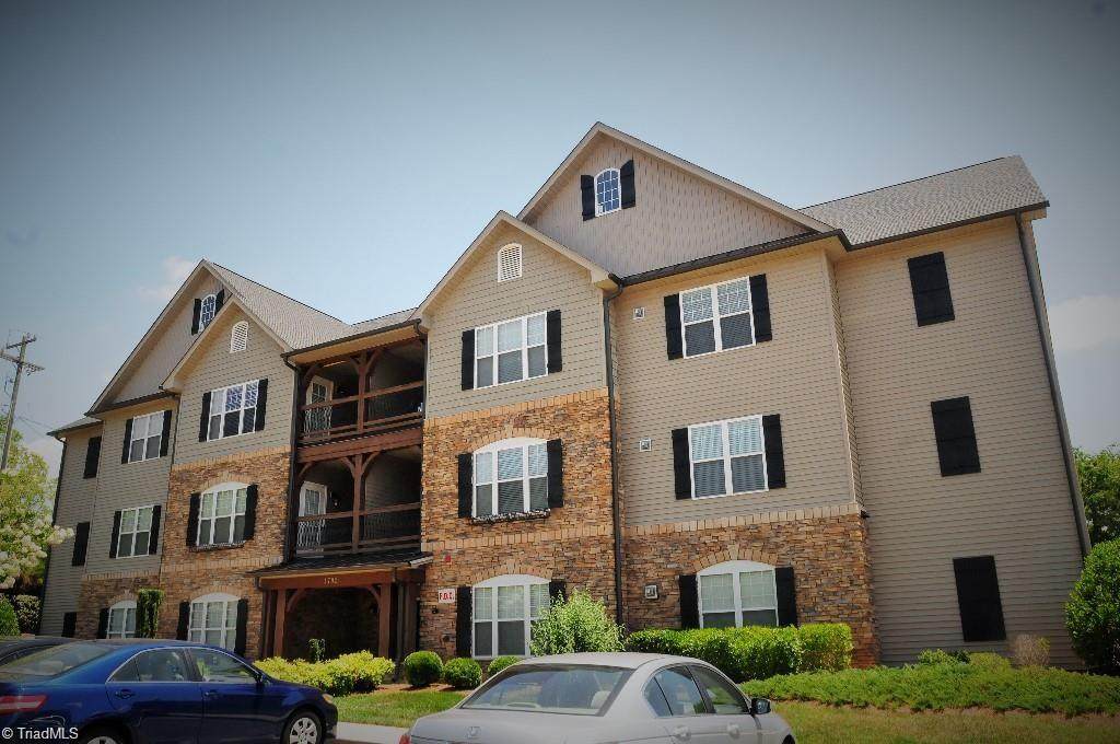 4757 Tatton Park Circle - Photo 1
