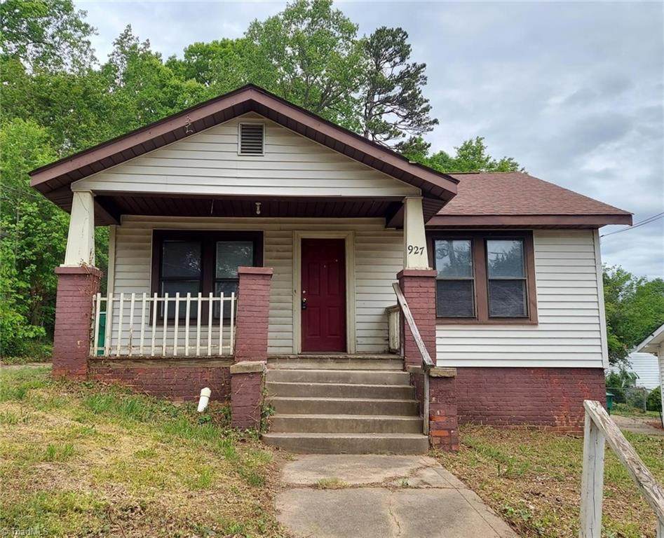927 Dayton Avenue - Photo 1
