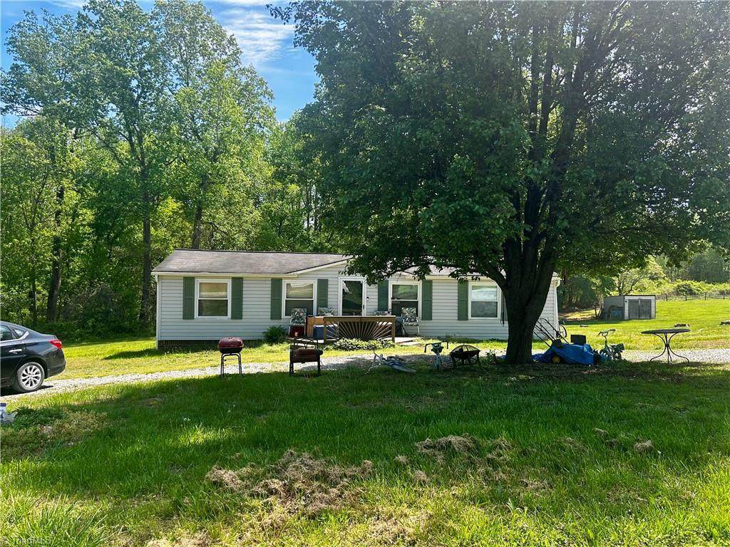 486 Barbaras Lane - Photo 1