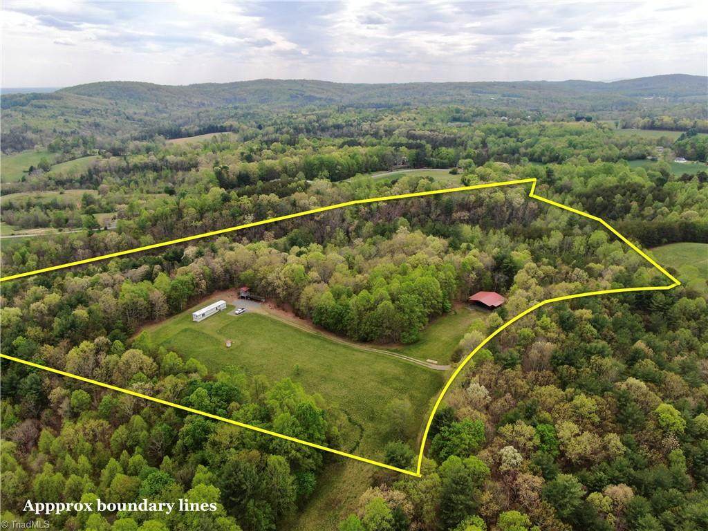 228 Red Maple Lane - Photo 1